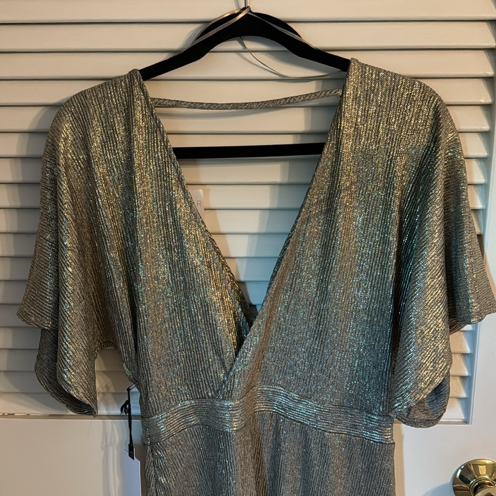 NWT!! ASTR the Lablel Gold Dress - Picture 9 of 10